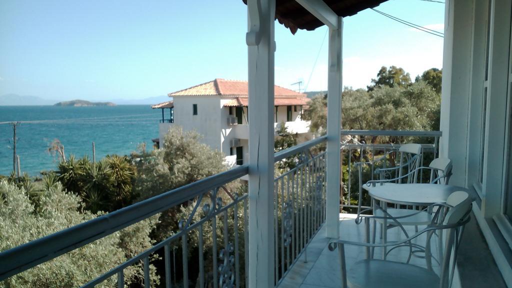 Amaranthos Skiathos View شاطئ ميغالي أموس الغرفة الصورة
