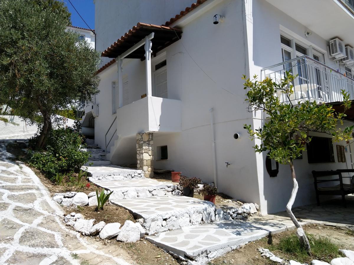 Amaranthos Skiathos View شاطئ ميغالي أموس المظهر الخارجي الصورة