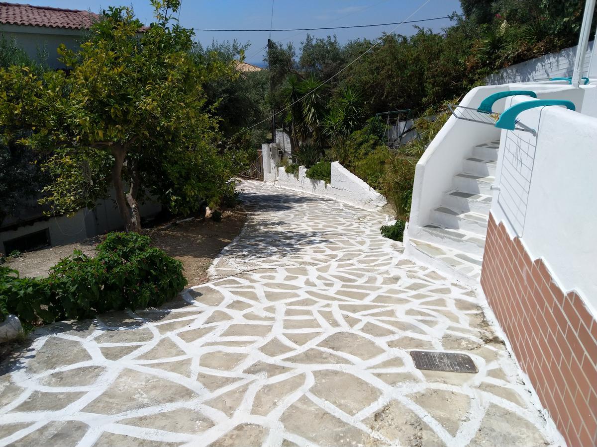 Amaranthos Skiathos View شاطئ ميغالي أموس المظهر الخارجي الصورة