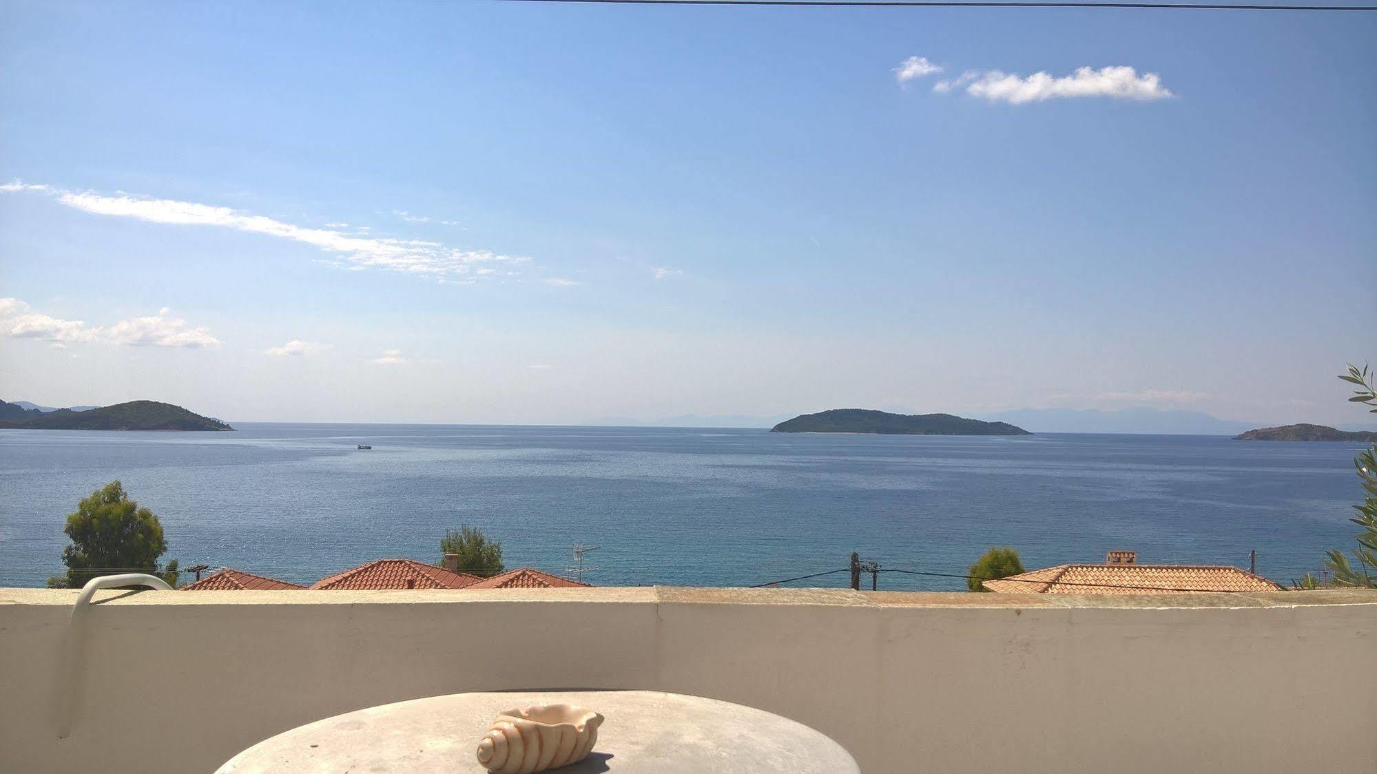 Amaranthos Skiathos View شاطئ ميغالي أموس المظهر الخارجي الصورة